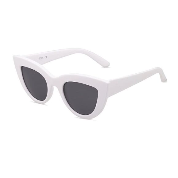 Large Cat Eye Sunglasses  main image 4